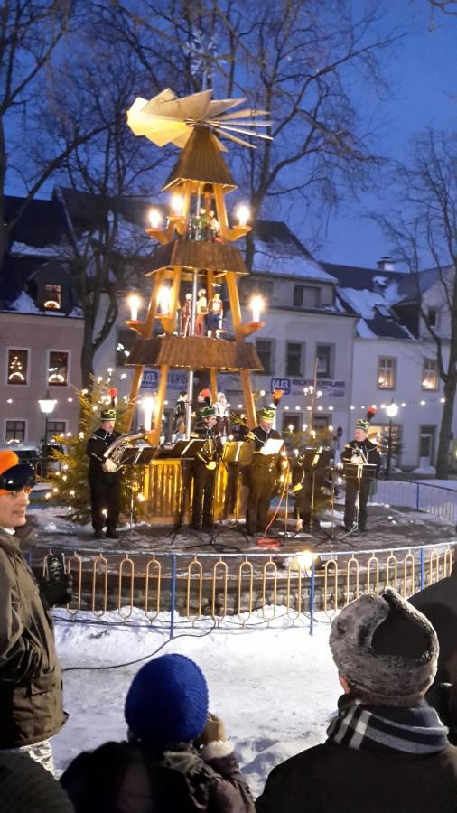 Ferienwohnungen "Am Schloessel" Oberwiesenthal Exteriör bild
