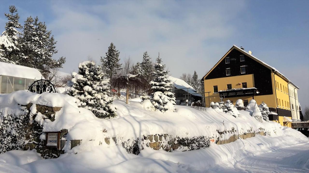 Ferienwohnungen "Am Schloessel" Oberwiesenthal Exteriör bild