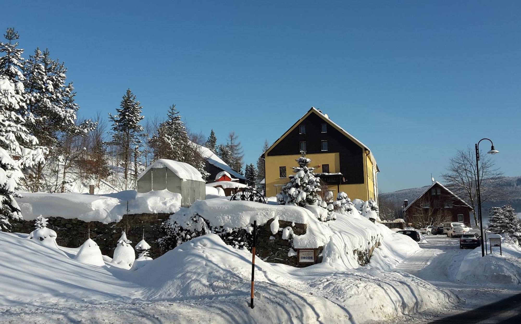 Ferienwohnungen "Am Schloessel" Oberwiesenthal Exteriör bild